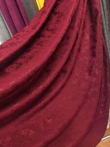 Штори мармур з переливом бордовий колір в зал, спальну в Хмельницькій області от компании Салон штор Arsian Textile
