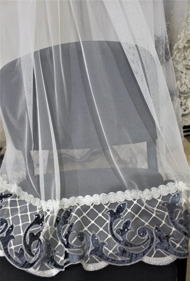 Тюль з вишитим оксамитовим низом і камінням колір сірий графітний від компанії Салон штор Arsian Textile - фото 1
