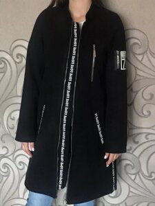Стильне жіноче пальто з твіду або кашеміру чорний
