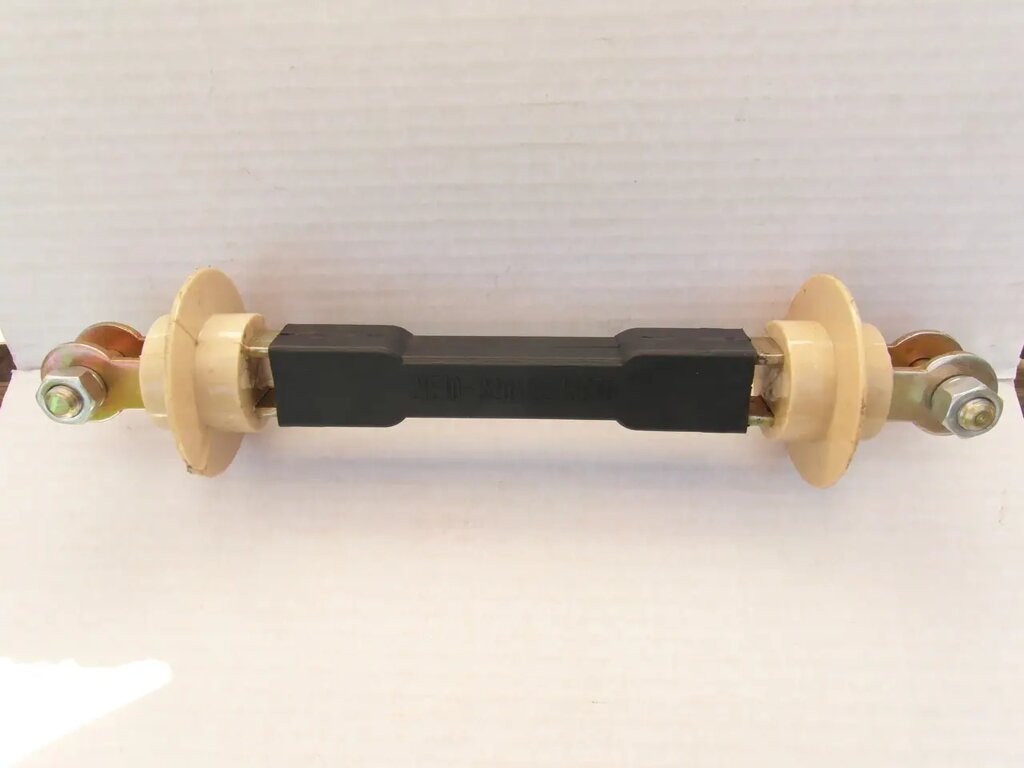 Ізолятор подвійний електротехнічний розтяжної 2ІЕ10-320 для контактної мережі гір. ел. транспорту (тролейбус) від компанії ТОВ "Інструмент" - фото 1