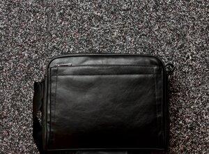 Стильна чоловіча шкіряна (штучна шкіра) сумка з відділом під ноутбук David Jones / Девід Джонс