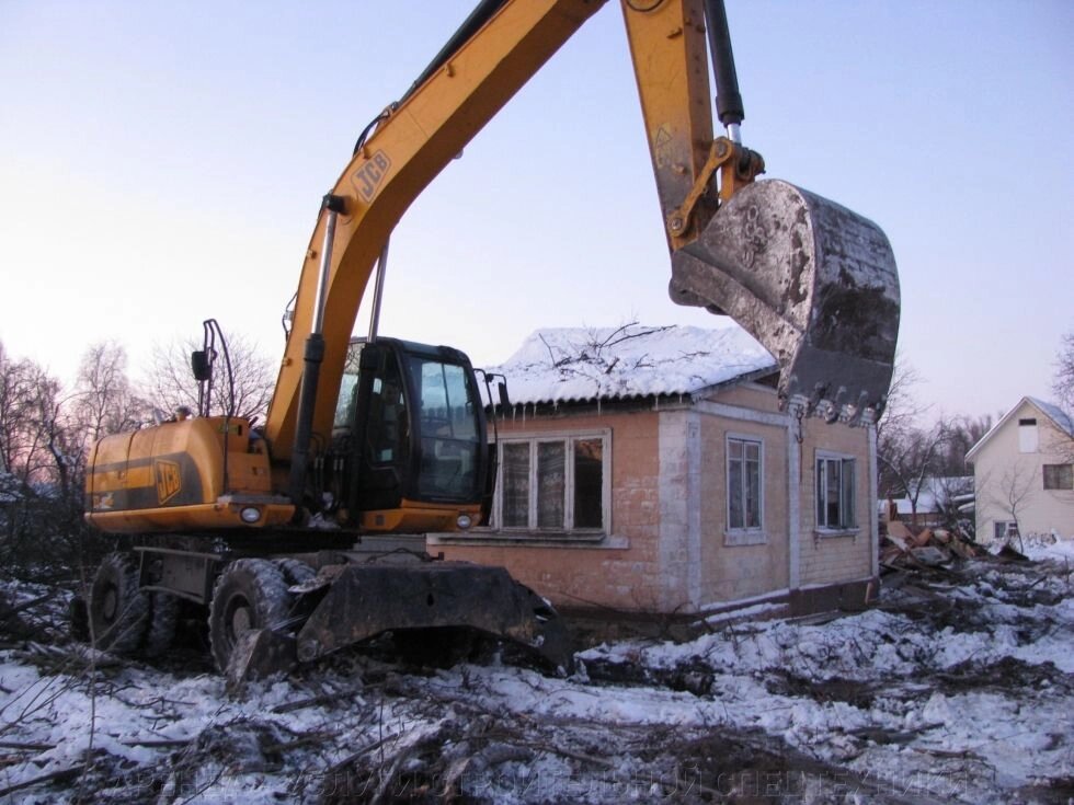 Демонтаж, знесення дерев&#039;яних дач, цегляних будівель - опт