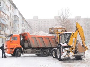 Механізоване прибирання снігу в Києві і Київській області