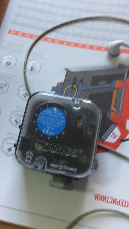 Датчик тиску Dungs LGW 10 A2 (Пресостат LGW10A2) від компанії SERVICE-CLUB - фото 1