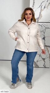 Весняна жіноча куртка-сорочка стильна коротка молодіжна на кнопках з кишенями великі розміри 50-56