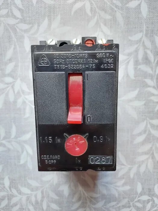 Автоматичні вимикачі АЕ2016 від компанії ТОВ "В. Д. В.-Електро" - фото 1