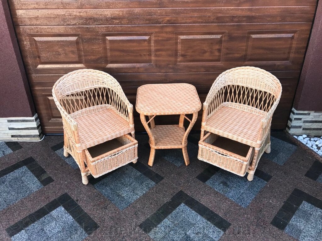 Набір плетених меблів "Комфорт-2" стіл журнальний і два крісла Арт.1212-2-699кв від компанії Плетена корзина - фото 1