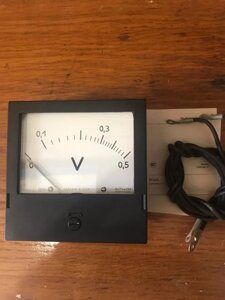 AC Voltmeter E365-1 0,5 В