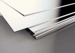 Нержавіючий лист aisi 430 розмір 0.5 х 1250 х 2500 мм BA +PVC