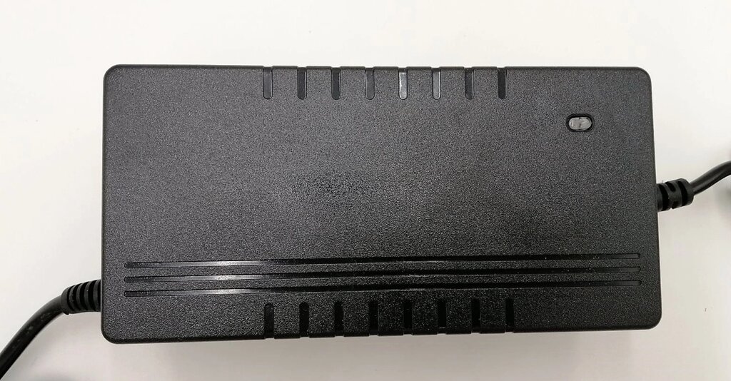Зарядний пристрій для літієвих АКБ Instrade 72V 3A від компанії instrade - фото 1