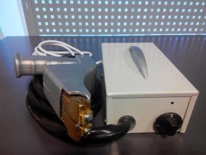 Машинка для нарізки протектора регрувер від компанії Магазин інструменту та обладнання "Викрутки" - фото 1