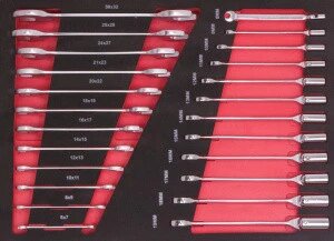 Набір шарнірно-ріжкових ключів в ложементі 24ед. ShiningBerg 11306 (Китай) від компанії Магазин інструменту та обладнання "Викрутки" - фото 1