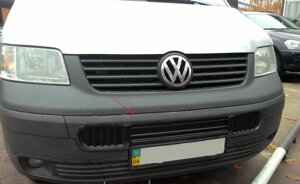 Зимова накладка (глянцева) Volkswagen T5 2003-2009 (бампер довга на 3 решітки)