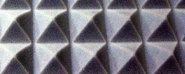 Акустичний поролон «піраміда» лист 1х2м товщина 30мм темно-сірий від компанії Кратус - фото 1
