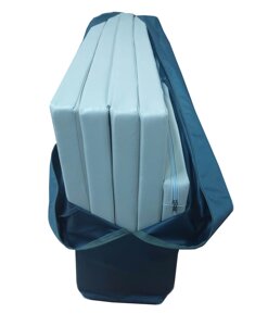 Масажний мат переносний складаний у сумці з двома подушками 45х40 см для масажиста 1х2х0,04м (ММ 100х200х40)