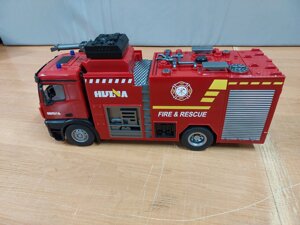 Пожежна машина Hulna 1562 1:14 Металева пожежна машина з водою гармат (червоний)