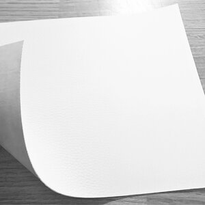 Шкірзамінник самоклеючий (вінілісшкіра) білий 20х7см