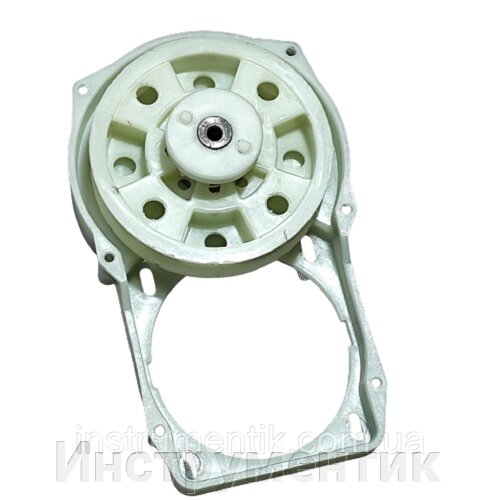 グラゼニ Держатель двигателя в сборе для газонокосилки Grunhelm EM 6118