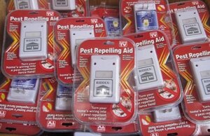 Електромагнітний відлякувач тарганів і гризунів RIDDEX Pest Repelling Aid Ридекс
