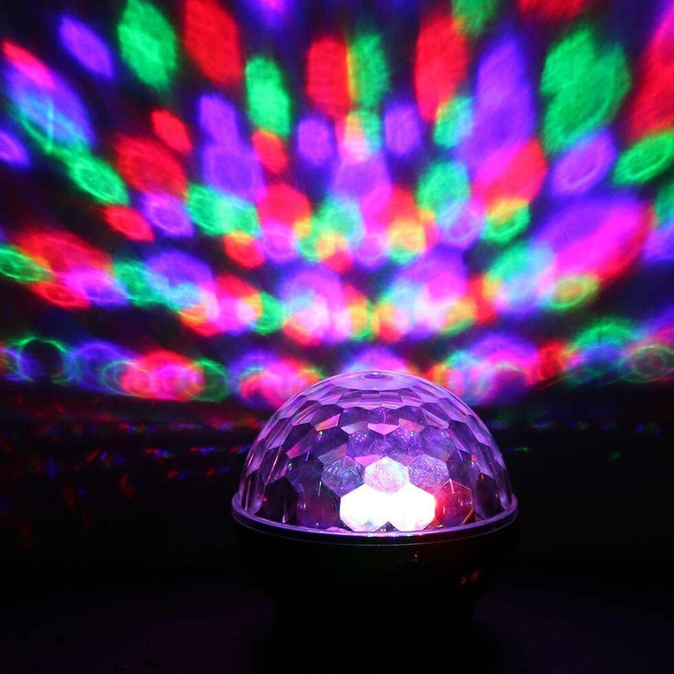 Світлодіодний диско куля Music Ball + Флешка + Пульт від компанії Інтернет-магазин «Світ подарунків» - фото 1