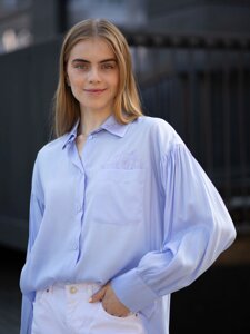 Блузка жіноча блакитна S