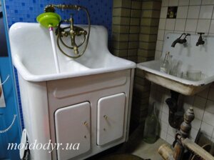 Чавунна мийка ( раковина ) кухонна двочашева c тумбою