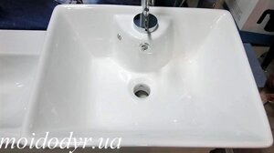Умивальник (раковина) настільний керамічний Rea Kelly для ванної кімнати