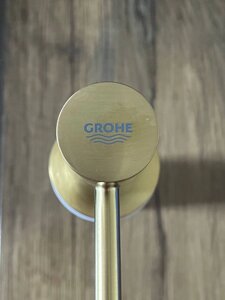 Дозатор рідкого миючого засобу GROHE Cosmopolitan 40 535 GN0 матове золото