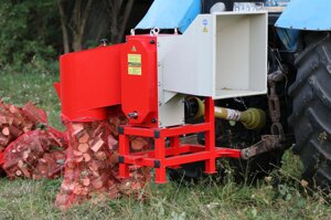 Подрібнювач гілок до трактора АМ-120 БД під причіп