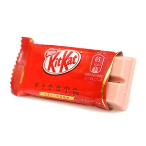 Батончик KitKat Strawberry 11g