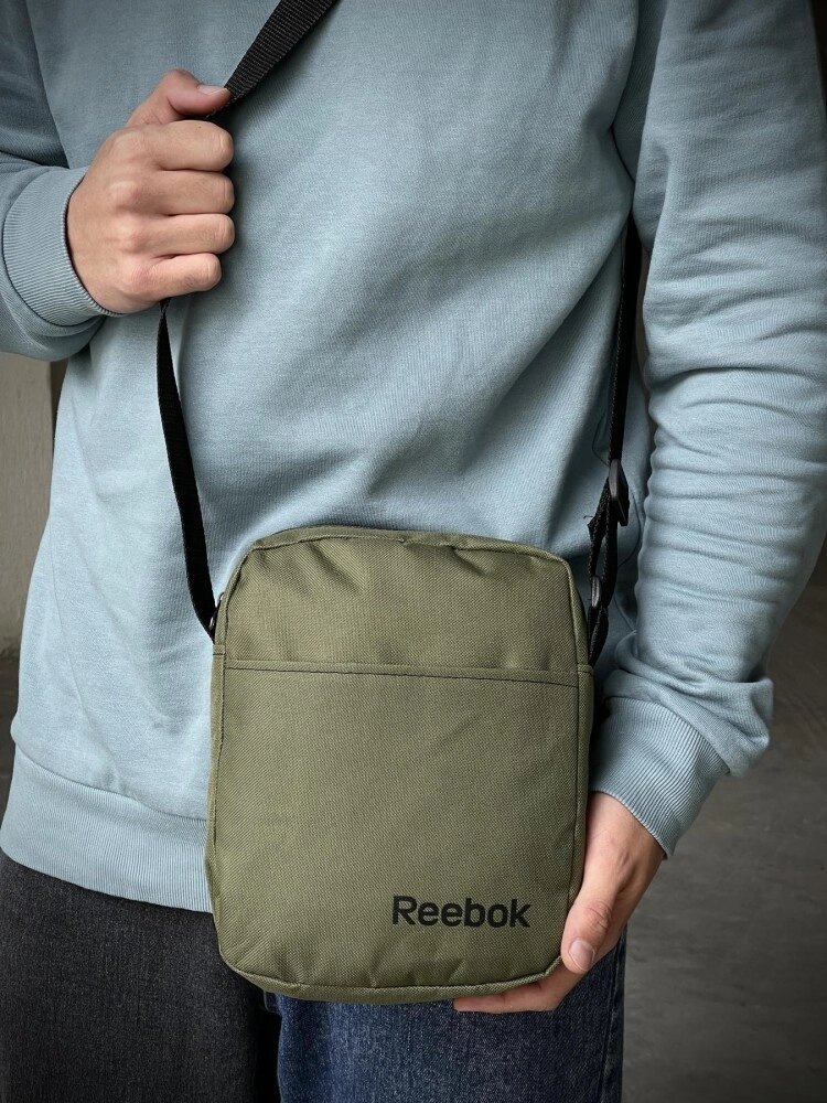 Барсетка Reebok хакі з чорним логотипом від компанії Elektromax - фото 1