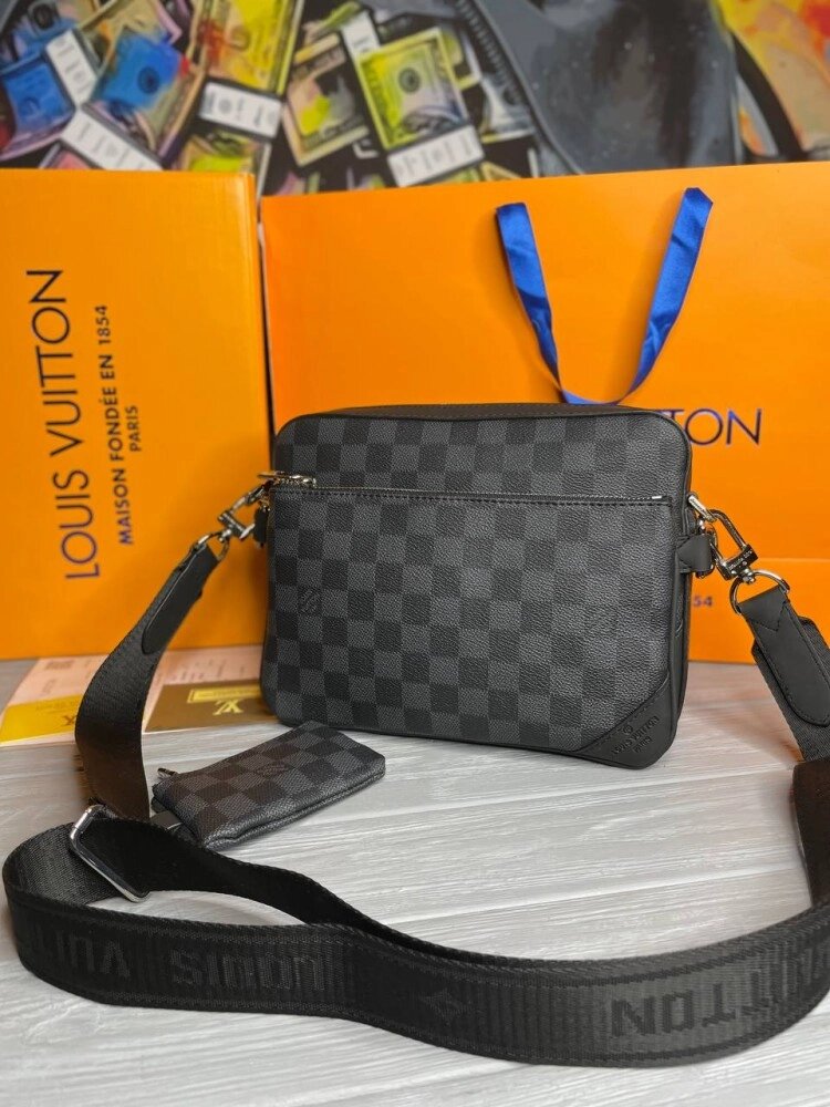 Чоловіча Сумка Louis Vuitton Trio Messen  ger Damie s056r Graphite від компанії Elektromax - фото 1