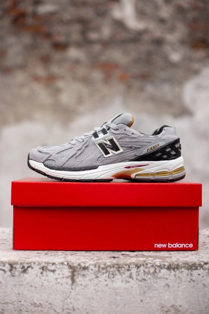 Чоловічі кросівки New Balance 1906D Protection Pack grey від компанії Elektromax - фото 1