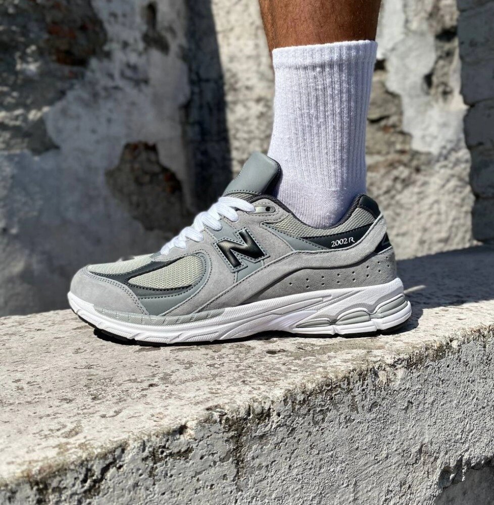 Чоловічі кросівки New balance 2002R light grey від компанії Elektromax - фото 1