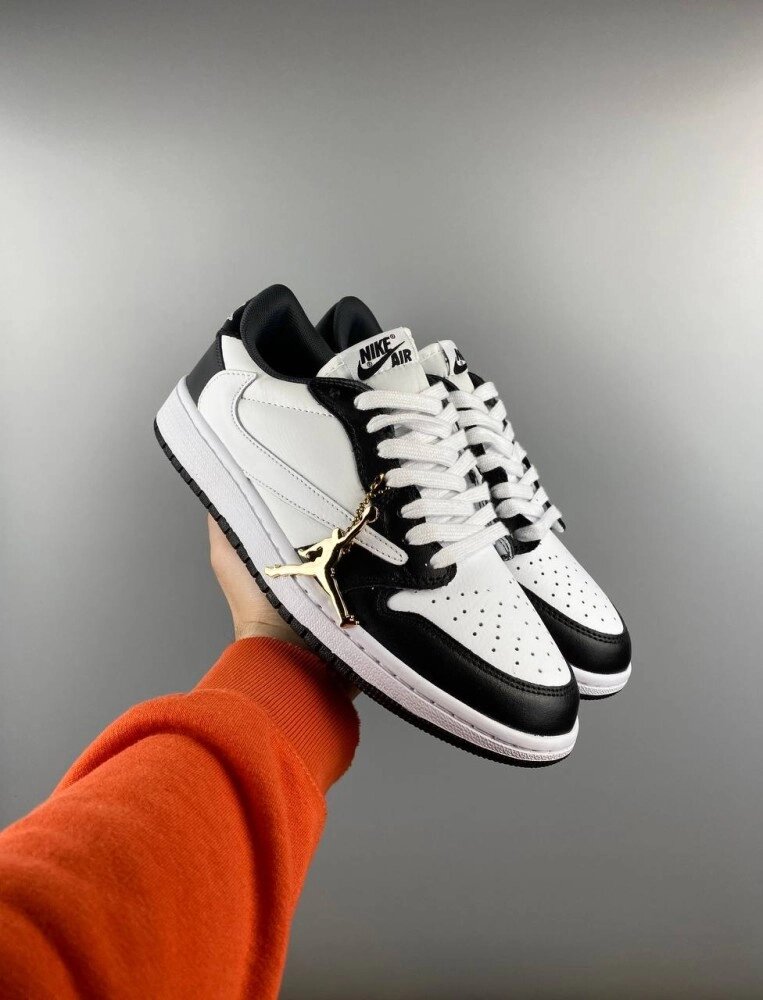 Чоловічі кросівки Nike Air Jordan 1 Low x Travis Scott black white від компанії Elektromax - фото 1