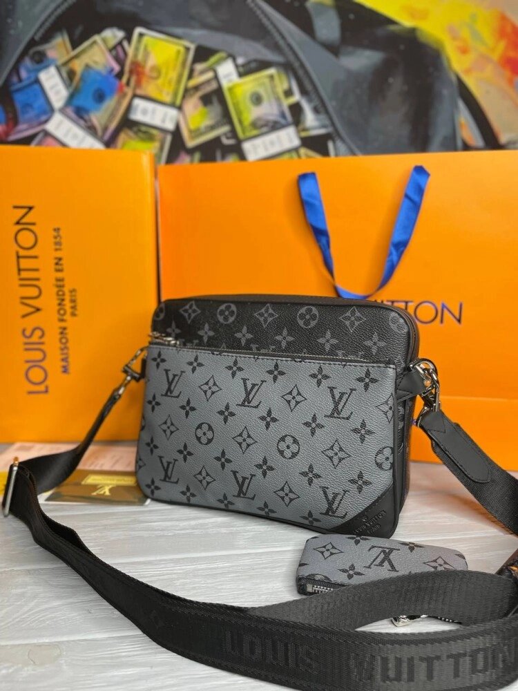 Чоловічі Сумка Louis Vuitton Trio Messenger Monogram Eclipse s057 від компанії Elektromax - фото 1