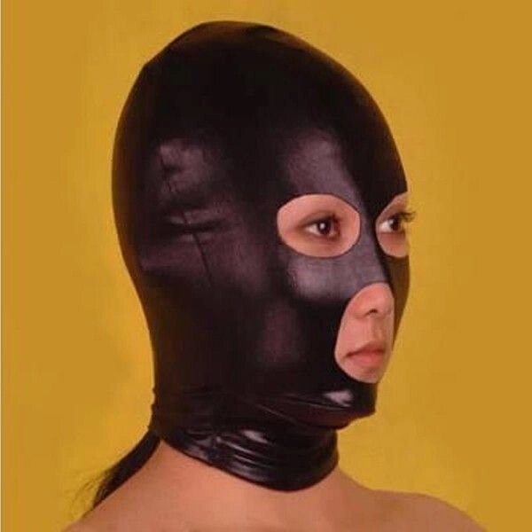 Чорна маска з вирізами від компанії Elektromax - фото 1