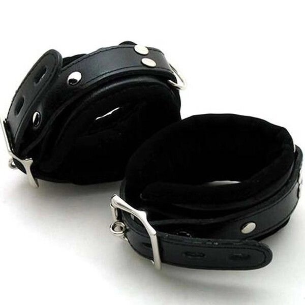 Чорні шкіряні наручники від компанії Elektromax - фото 1