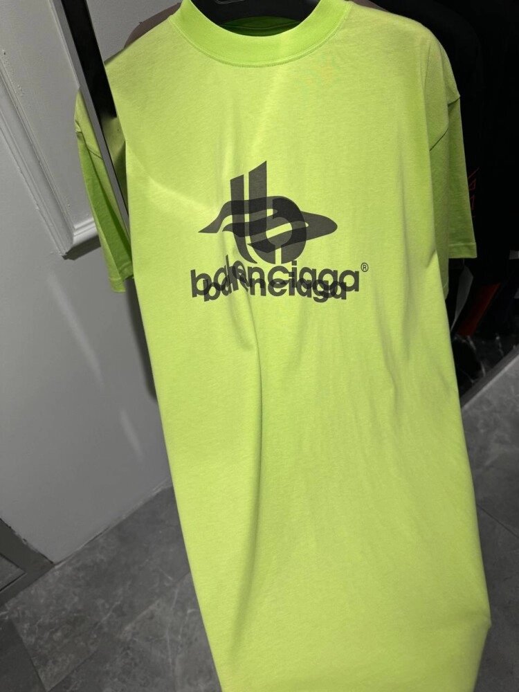 Футболка зелена Balenciaga layered sports neon f642 від компанії Elektromax - фото 1