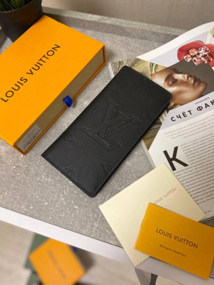 Гаманець чорний Louis Vuitton Brazza Taurillon Shadow k407 від компанії Elektromax - фото 1