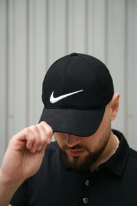 Кепка чоловіча Nike чорна (варінт 2)