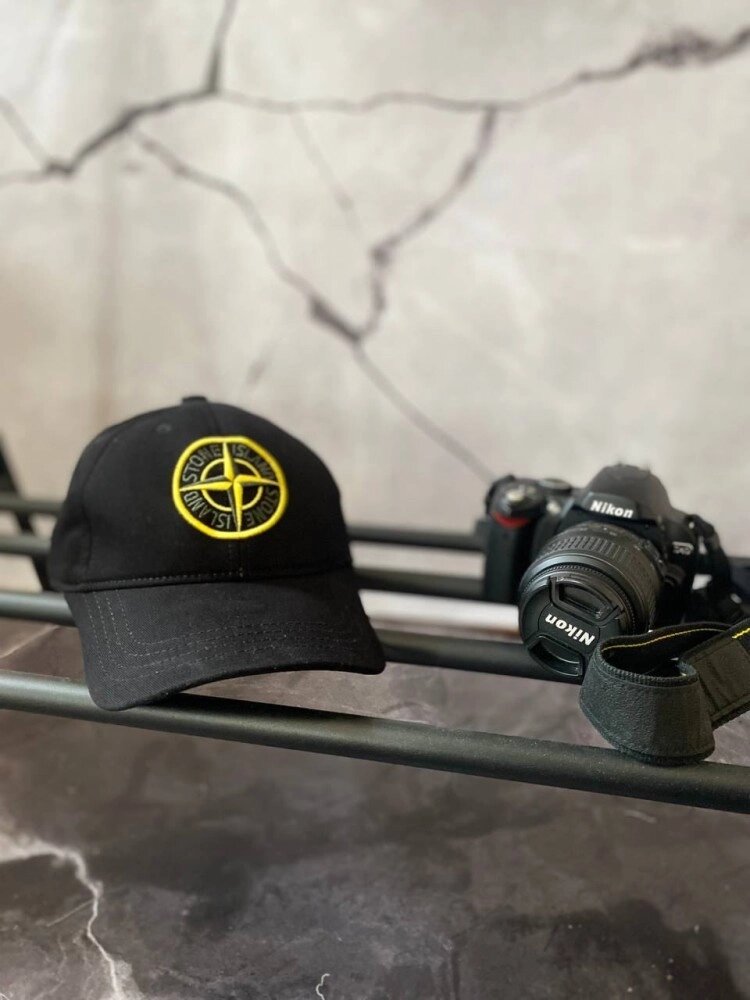 Кепка Stone Island чорна від компанії Elektromax - фото 1