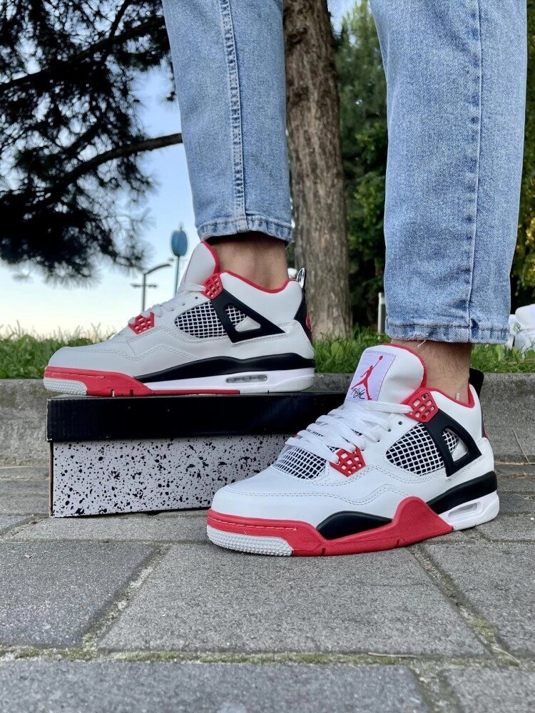 Кросівки Nike Air Jordan Retro 4 (Білі з червоним) від компанії Elektromax - фото 1