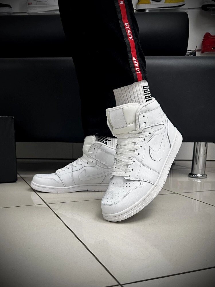 Кросівки високі Nike Air Jordan 1 шкіра (White) від компанії Elektromax - фото 1