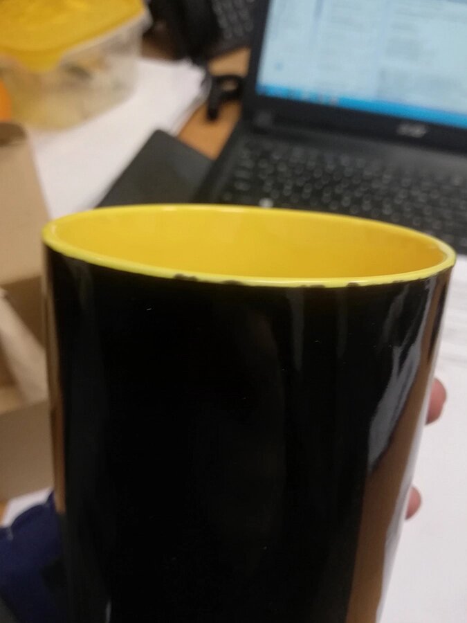 Кухоль (300 мл.) з ложкою (жовтий, ø 8,2 x 9,5 см) від компанії Elektromax - фото 1