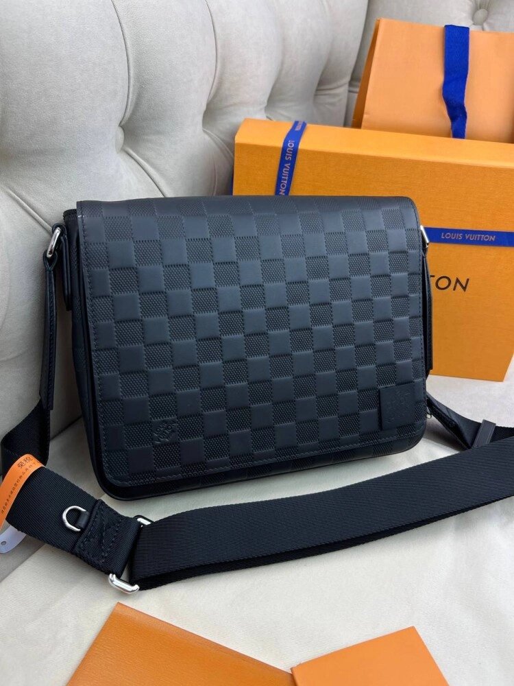 Месенджер чорний Louis Vuitton District PM Damier Infini c802 від компанії Elektromax - фото 1