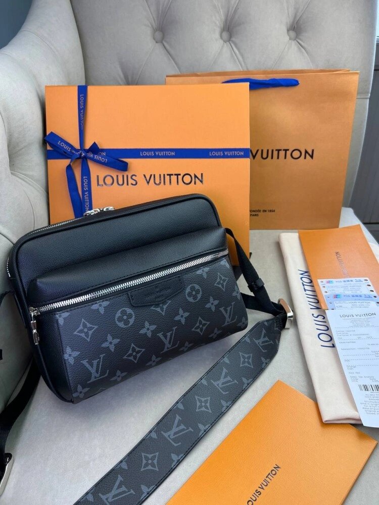 Месенджер сірий Louis Vuitton Outdoor c838 від компанії Elektromax - фото 1