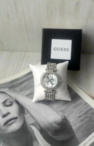 Наручний жіночий годинник Guess silver зі стразами