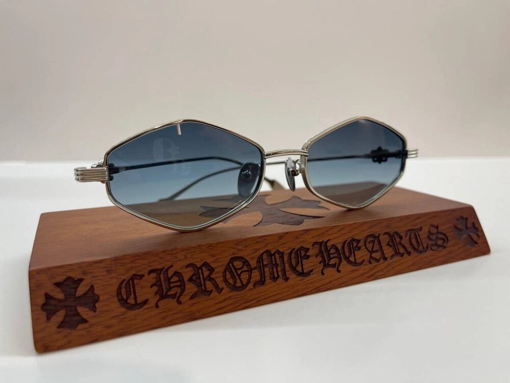 Окуляри Chrome Hearts 8286 в сріблястій оправі від компанії Elektromax - фото 1