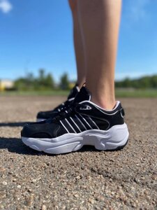 Жіночі кросівки Adidas Magmur Runner black в Києві от компании Elektromax